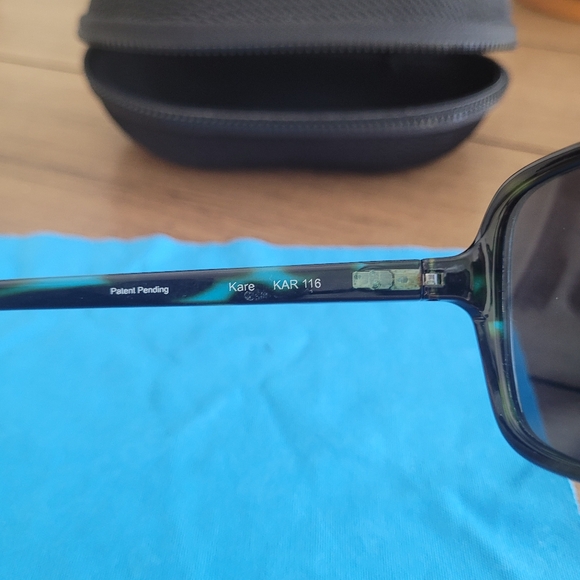 Costa Del Mar Kare Kar 116 Polarized Sunglasses Tortoise Frame with Case - Picture 6 of 7